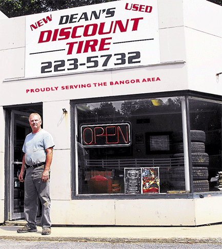 Dean's Discount Tire Storefront